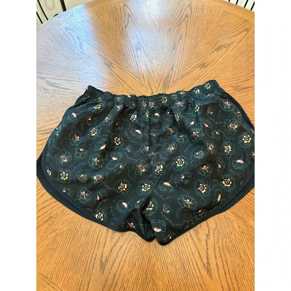Nike Dri-FIT Floral Running Shorts Black Neon Poppy Print Womens 2X
